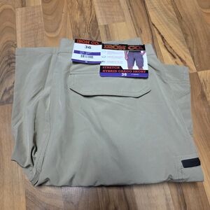 Iron Co. Men's Tan Hybrid Cargo Shorts